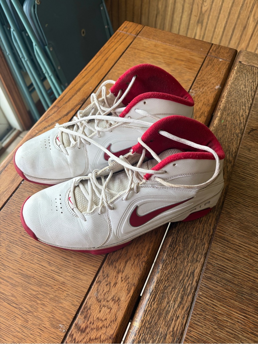 Nike Men’s White and Red Athletic Basketball Sneakers